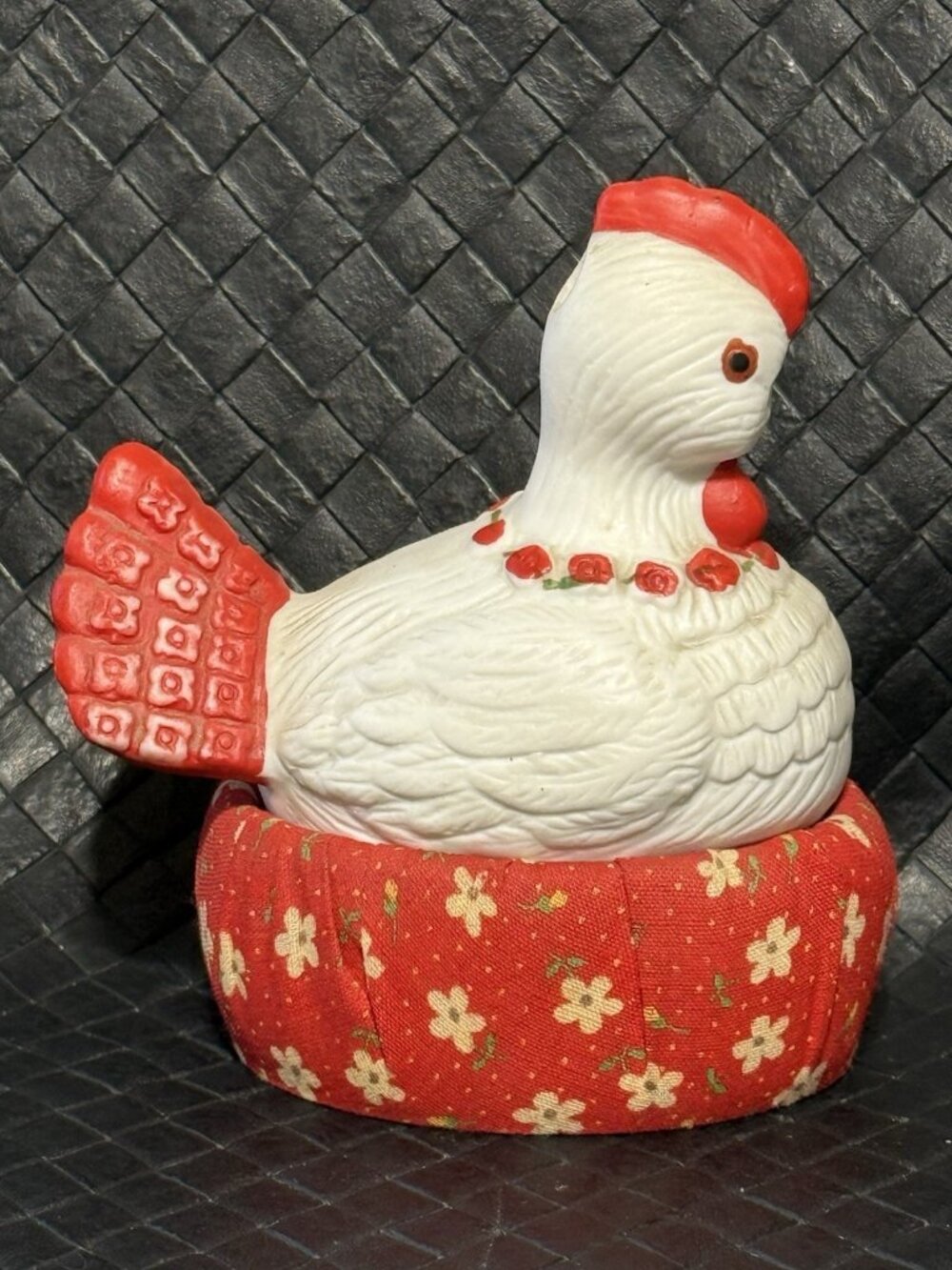 JASCO SEWING KIT CHICKEN BISQUE PORCELAIN RARE HEN Vintage